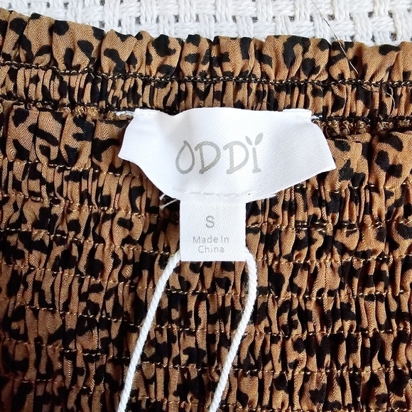 ODDY Peplum Off The Shoulder Animal Print Top Size Small - Picture 2 of 8